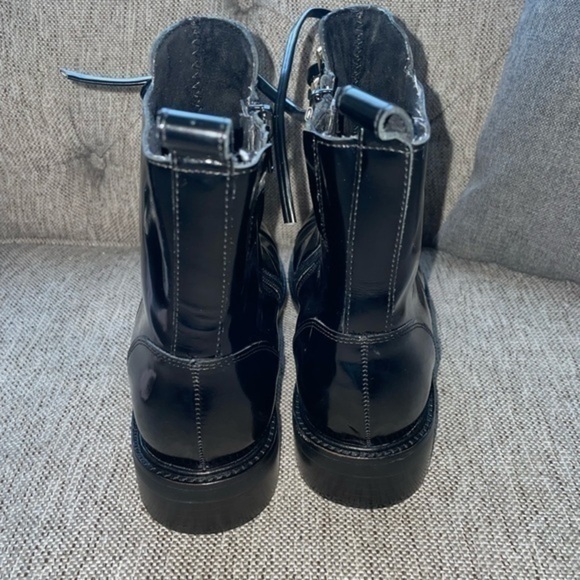 JEFFREY CAMPBELL Damon Lace-Up Bootie Black Box Gold Leather Size 8 US - Picture 5 of 9